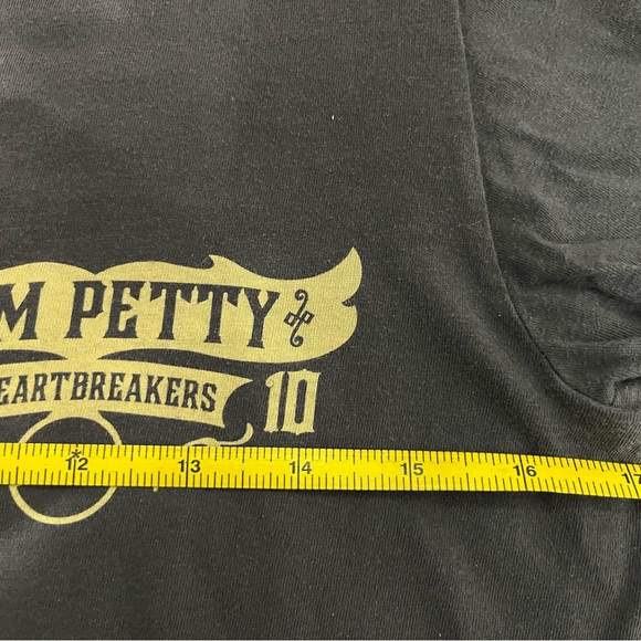 Tom Petty and the Heartbreakers 2010 Concert Tour shirt size S - Picture 4 of 5